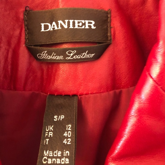 Red leather jacquet - Picture 3 of 6